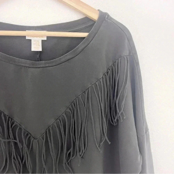 Amuse Society Charcoal Gray Keller Fringe Sweater, Size Medium - Picture 7 of 11